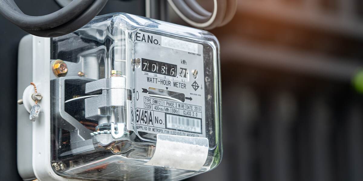 how many watts does an air conditioner use